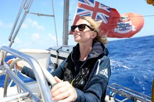 Emily Penn at the helm. © Eleanor Church Larkrise Pictures